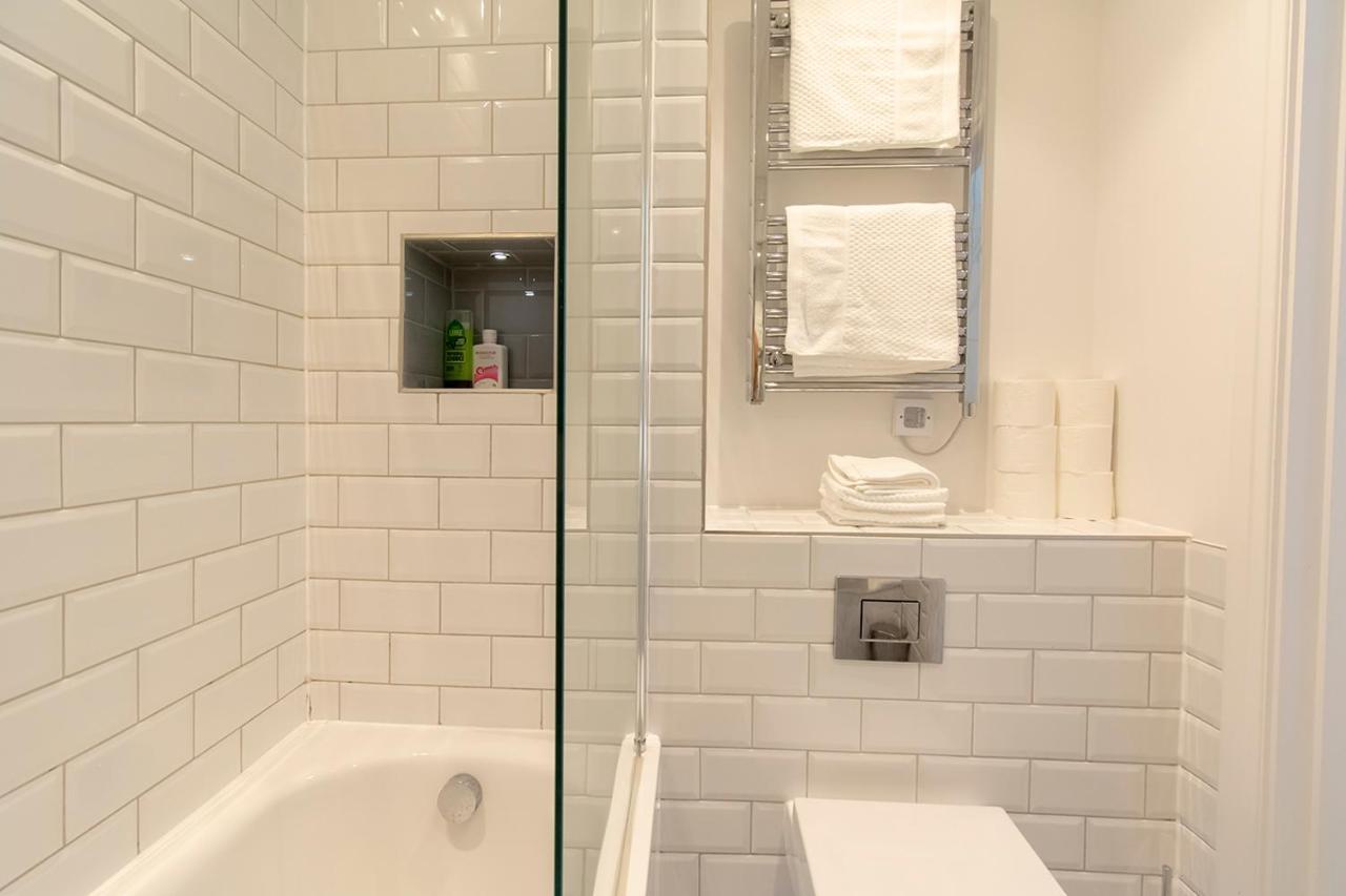 Apartmán Modern 1 Bed Flat 2 Mins Walk From Restaurants Bars Clubs & Beach! Wow! Bournemouth Exteriér fotografie